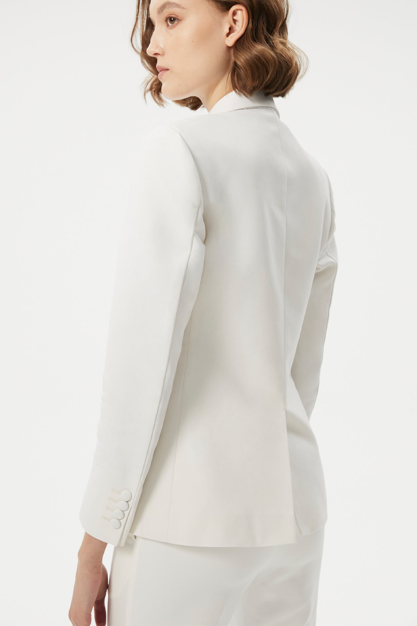 KAIA C'EST CHIC OFF-WHITE TAILOR-MADE SUIT BLAZER