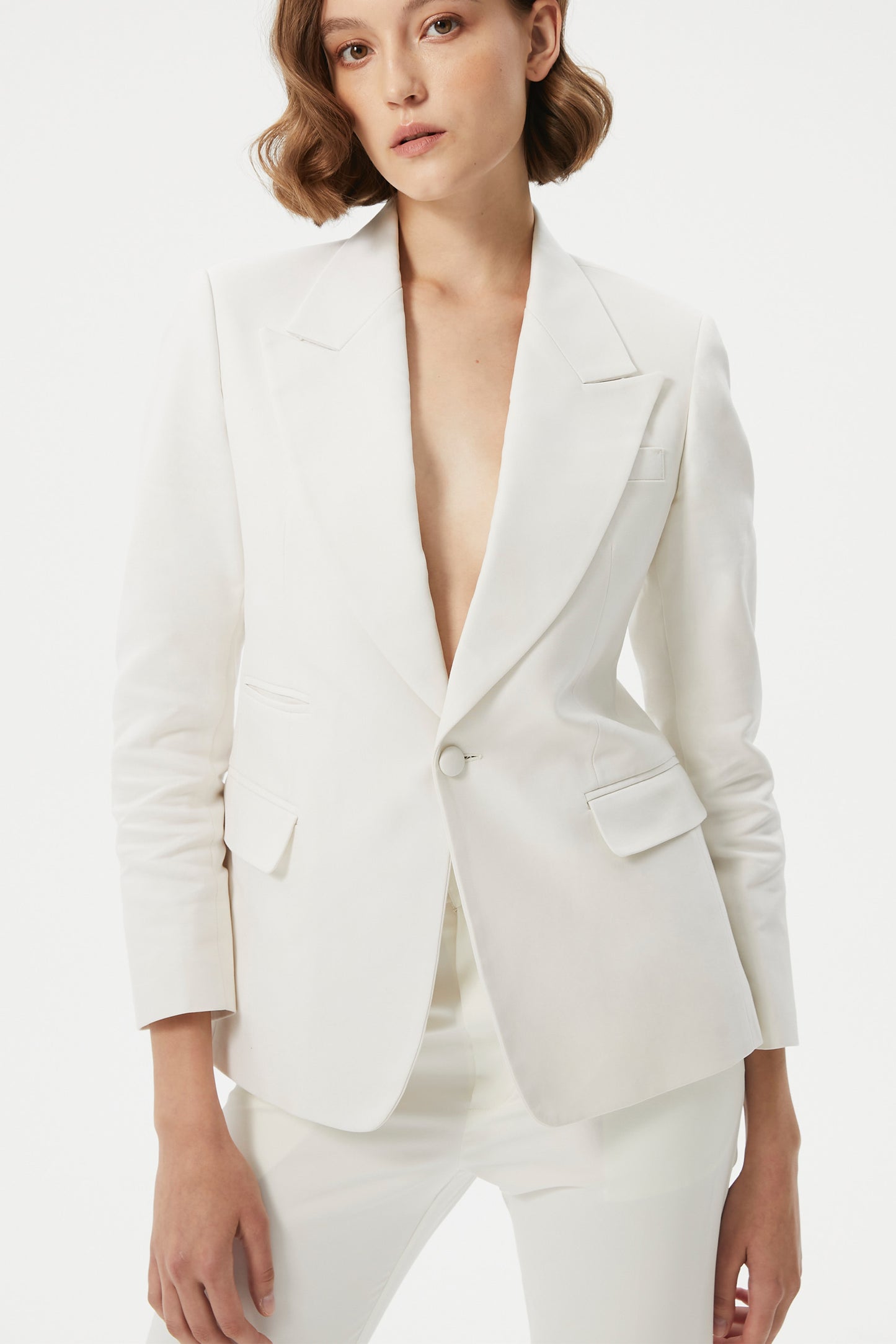 KAIA C'EST CHIC OFF-WHITE TAILOR-MADE SUIT BLAZER